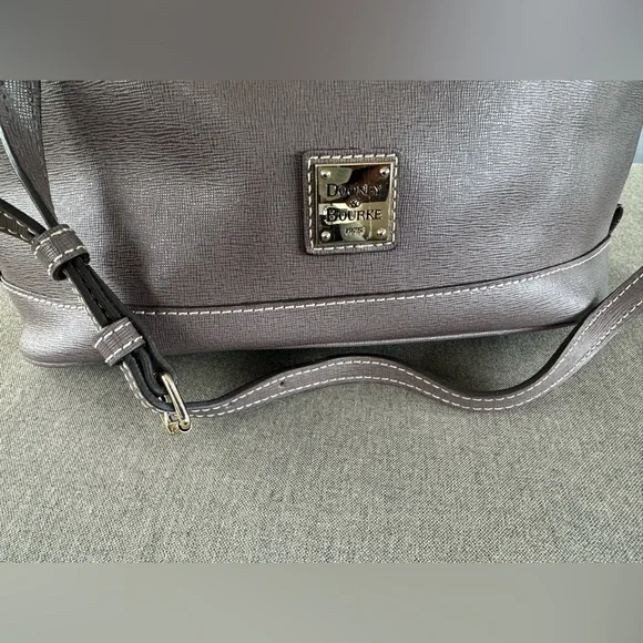 DOONEY & BOURKE Elephant SAFFIANO LEATHER ZIP ZIP SATCHEL - Picture 5 of 7